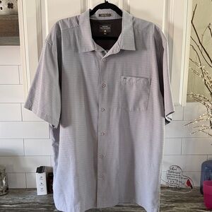 Quiksilver Light Gray Casual Button Down Shirt